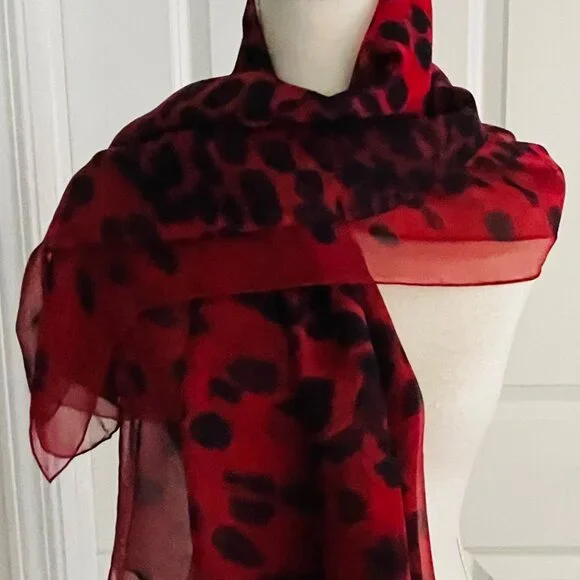 ALEXANDER MCQUEEN SILK RED/BLACK LEOPARD BIG SKULL SCARF - NEW TAGS ON - Picture 3 of 6